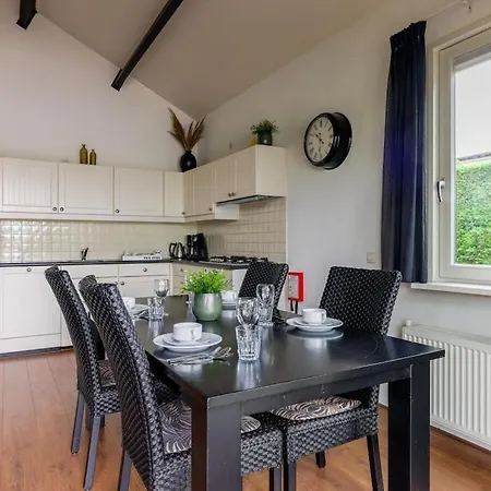 In With 1 Bedroom Wervershoof