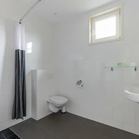Дом отдыха In With 1 Bedroom *