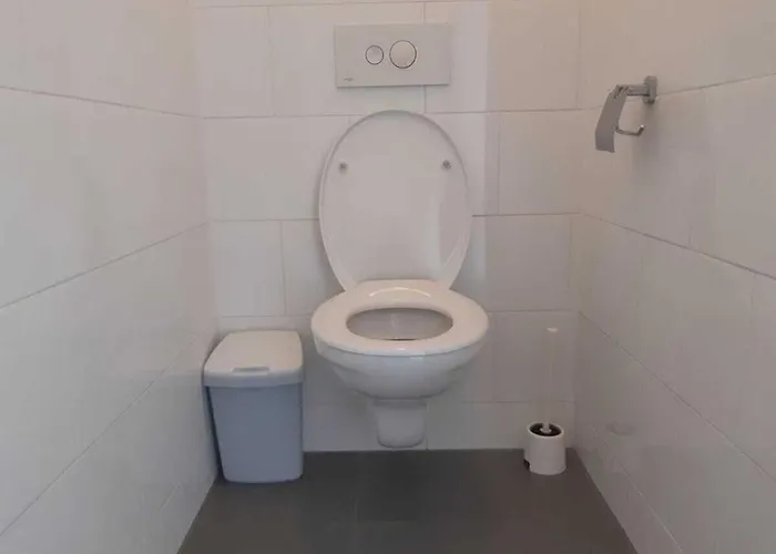 In With 1 Bedroom Wervershoof